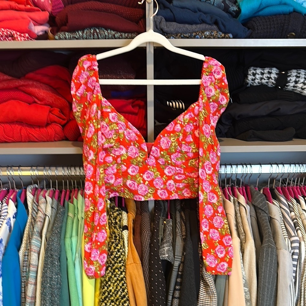 Zara red and pink floral print long sleeve sweetheart neckline crop top size S
